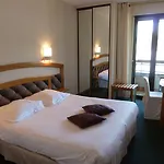 מלון Western Le Relais De & לאיול