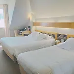 Western Le Relais De & 3* לאיול