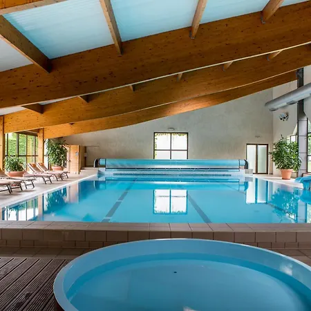Western Le Relais De &