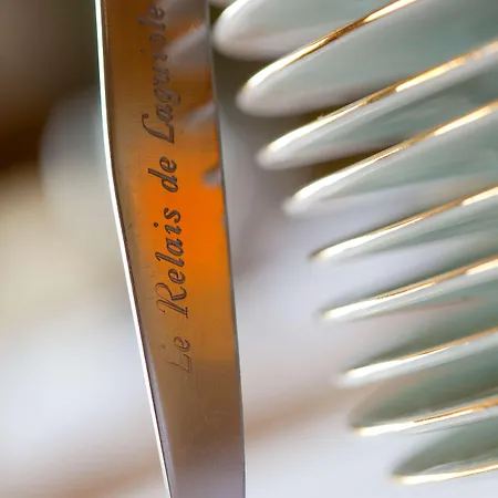 Western Le Relais De &