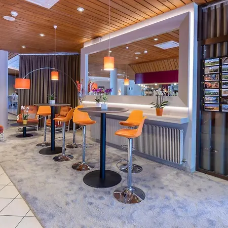 Western Le Relais De & 라귀올르