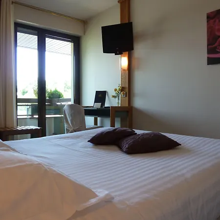 Hotel Western Le Relais De & 3*