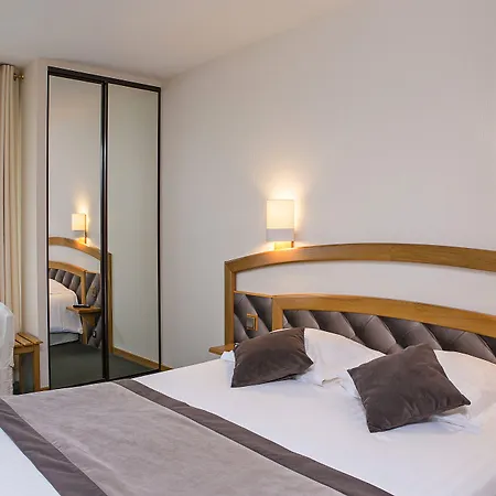 호텔 Western Le Relais De & 3*