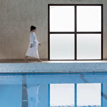 Hotel Western Le Relais De & 3*