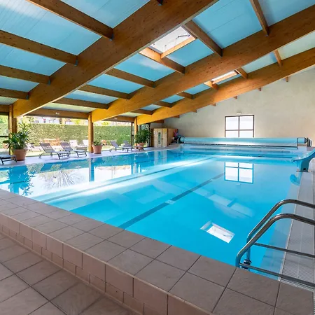 Western Le Relais De &