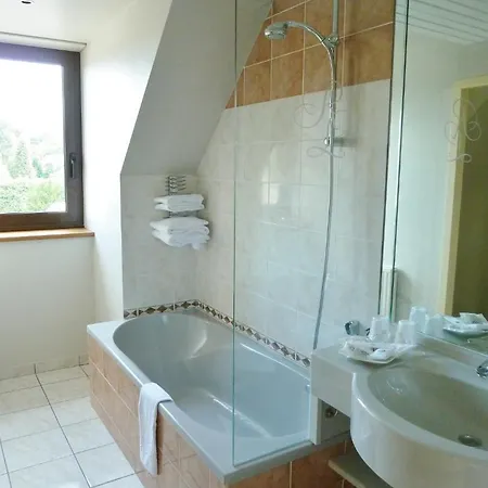 Western Le Relais De &